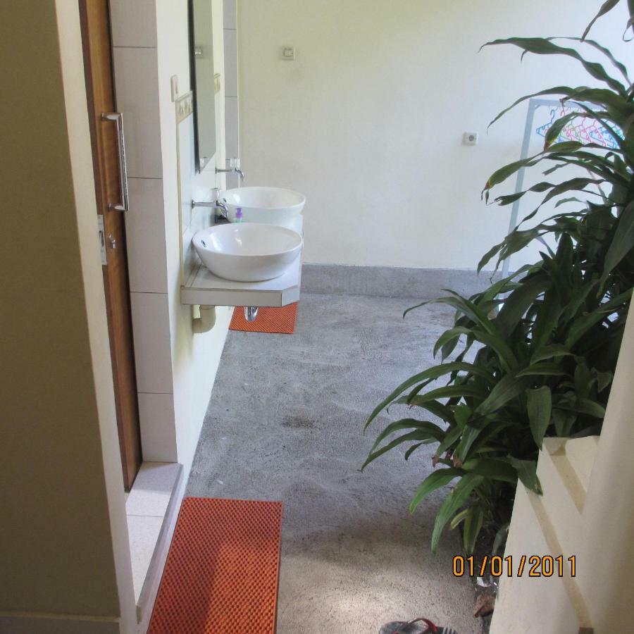 Pondok Aldi Hostel Amed Kültér fotó