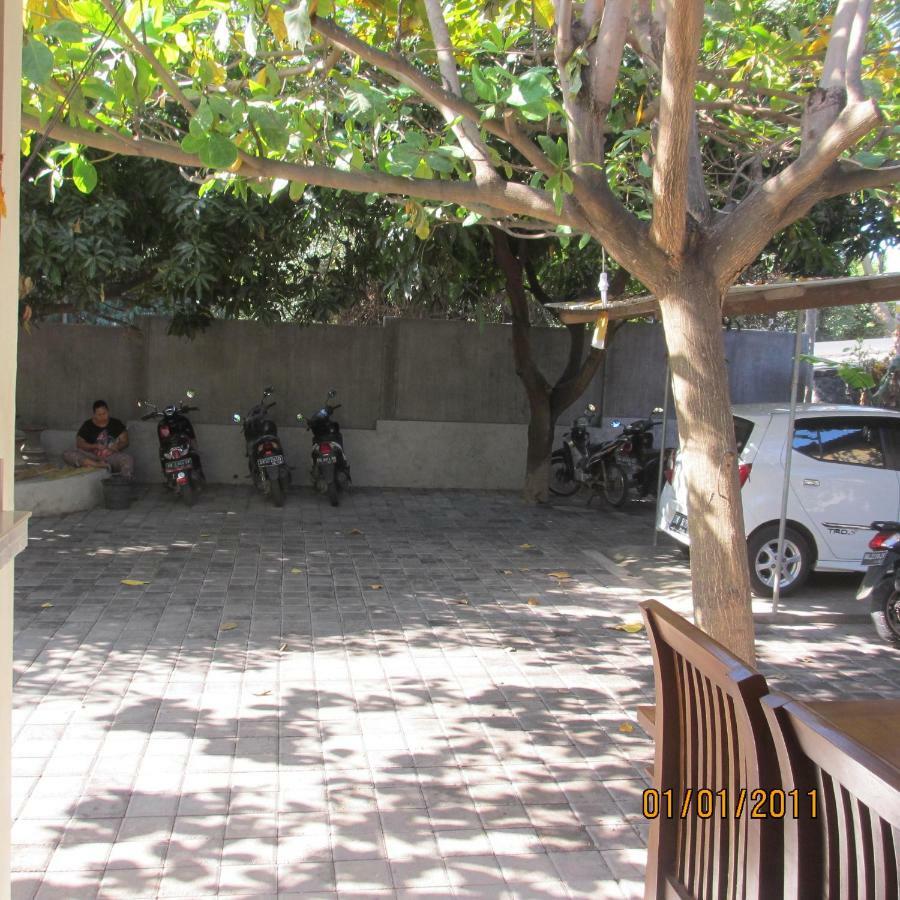 Pondok Aldi Hostel Amed Kültér fotó